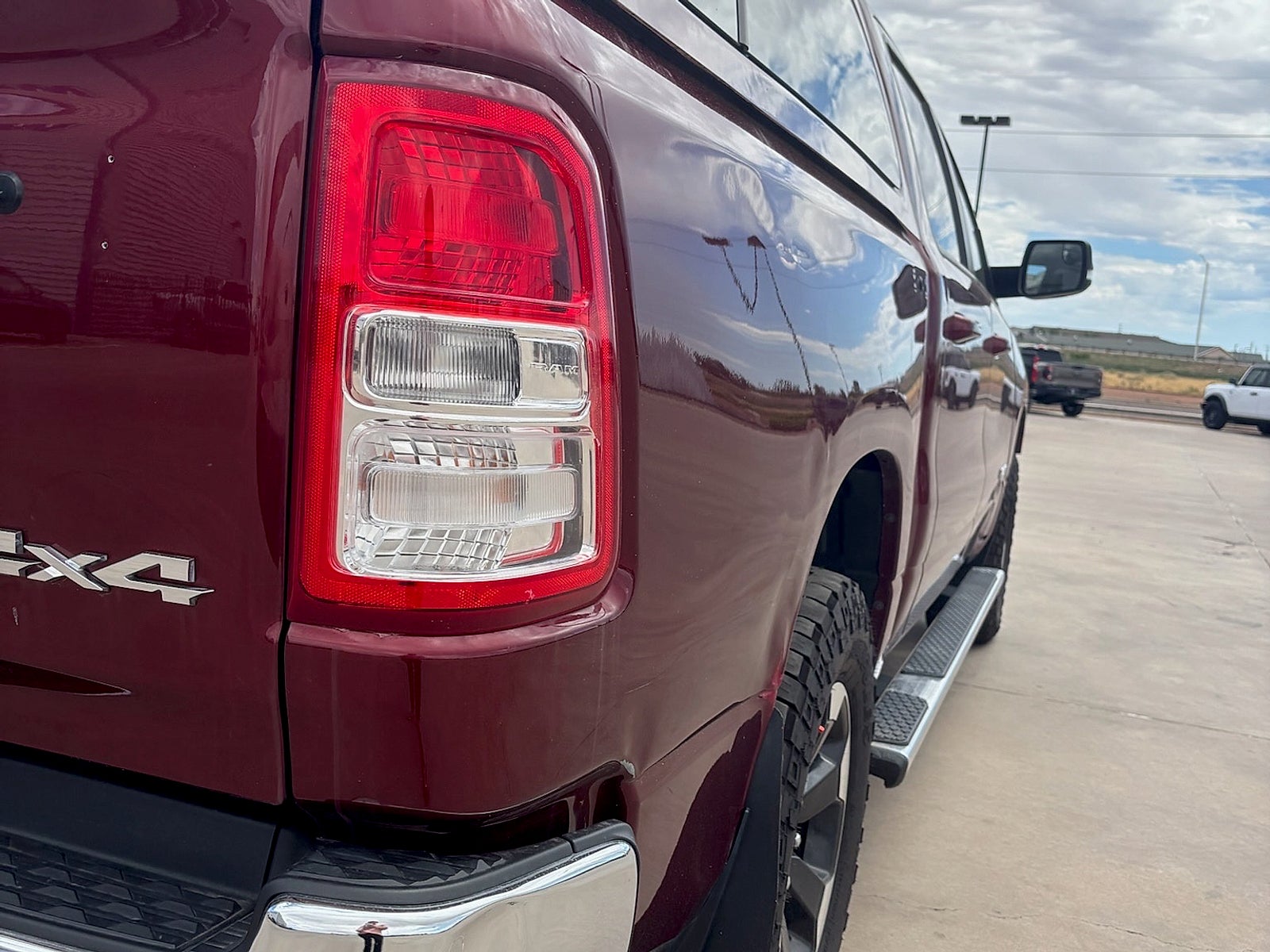 2022 RAM 1500 Big Horn Crew Cab 4x4 5'7" Box