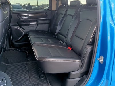 2020 RAM 1500 Laramie Crew Cab 4x4 6'4" Box