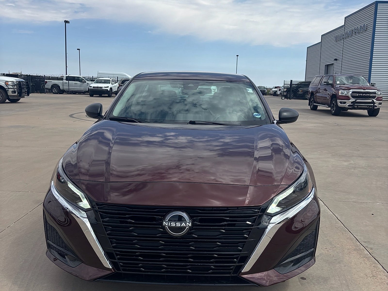 2025 Nissan Altima SV FWD