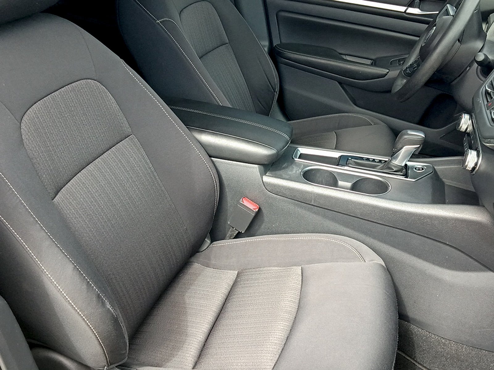 2022 Nissan Altima SV FWD