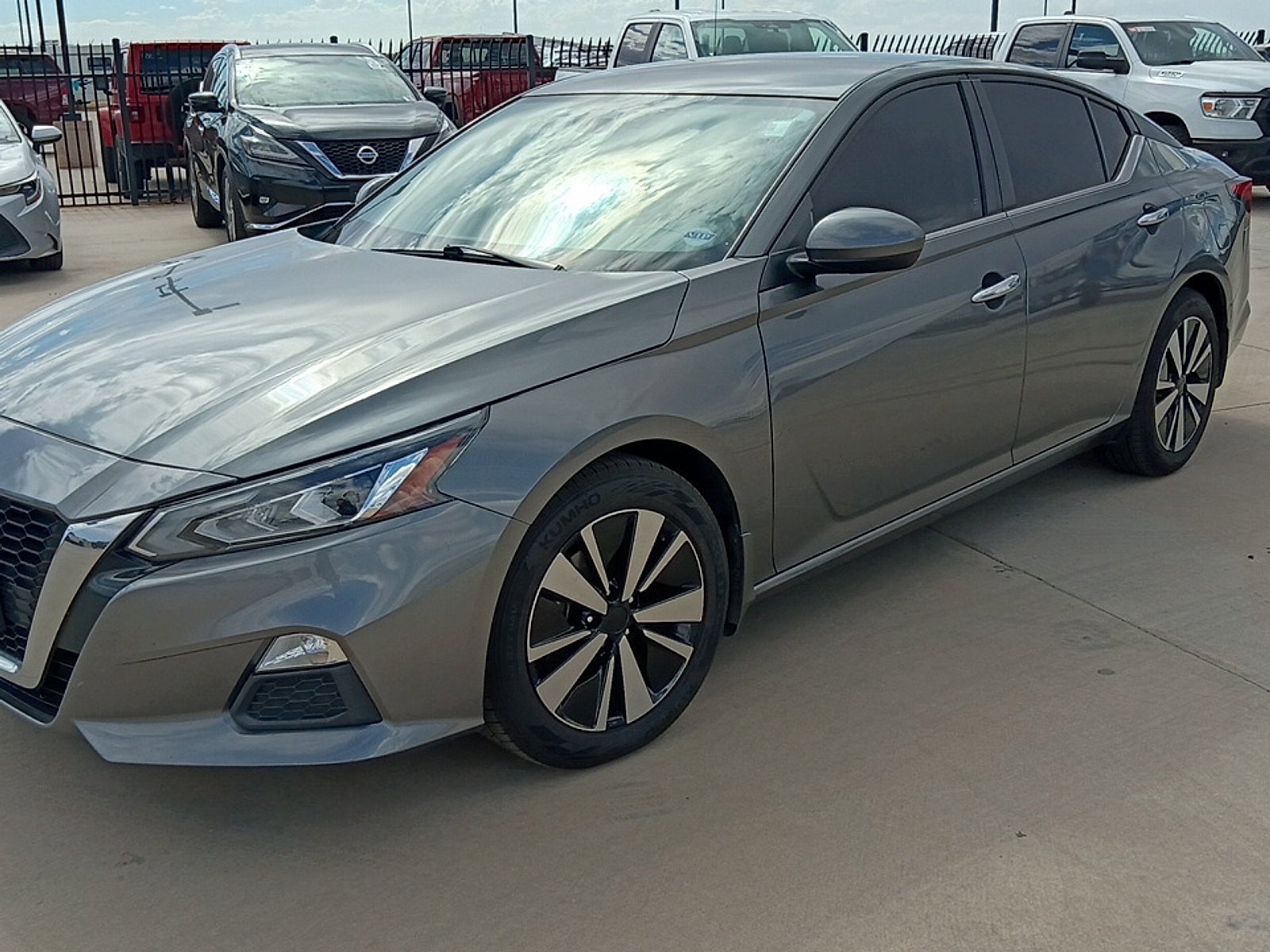 2022 Nissan Altima SV FWD