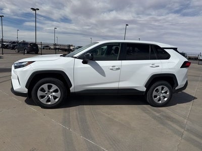 2024 Toyota RAV4 LE