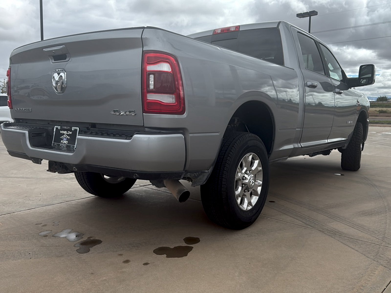2024 RAM 2500 Laramie Crew Cab 4x4 6'4" Box