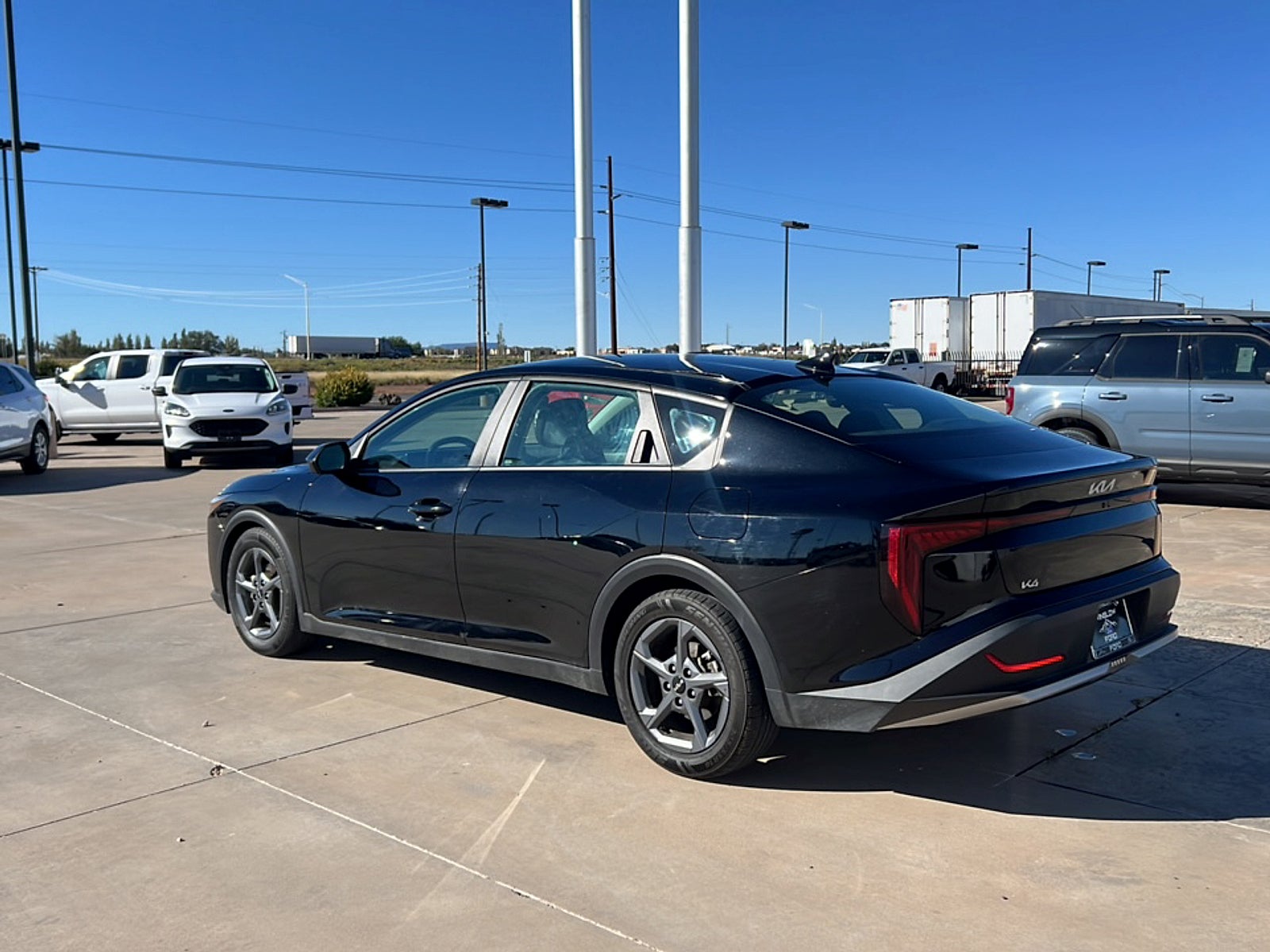 2025 Kia K4 LXS