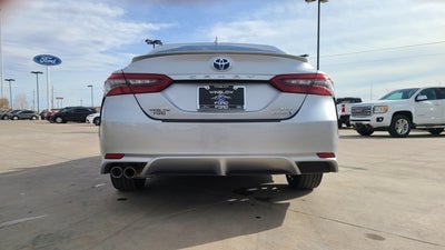 2021 Toyota Camry Hybrid XSE