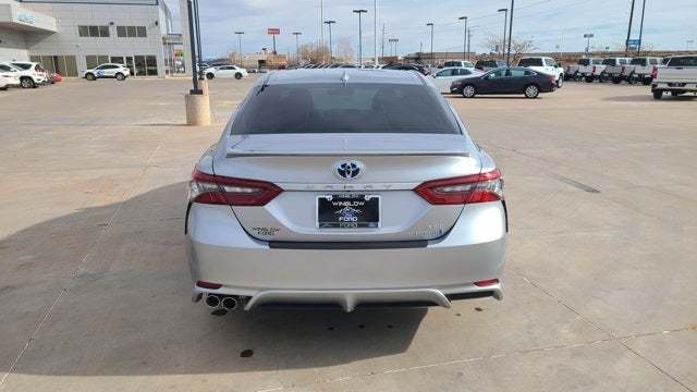 2021 Toyota Camry Hybrid XSE