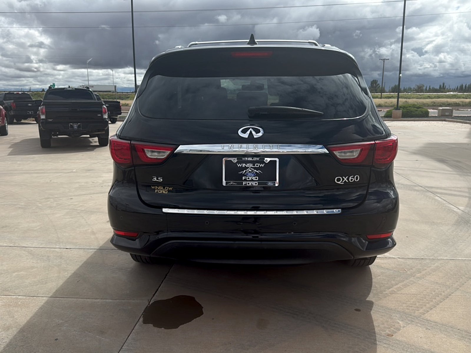 2017 INFINITI QX60 Base
