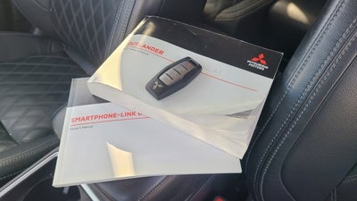 2023 Mitsubishi Outlander PHEV Base