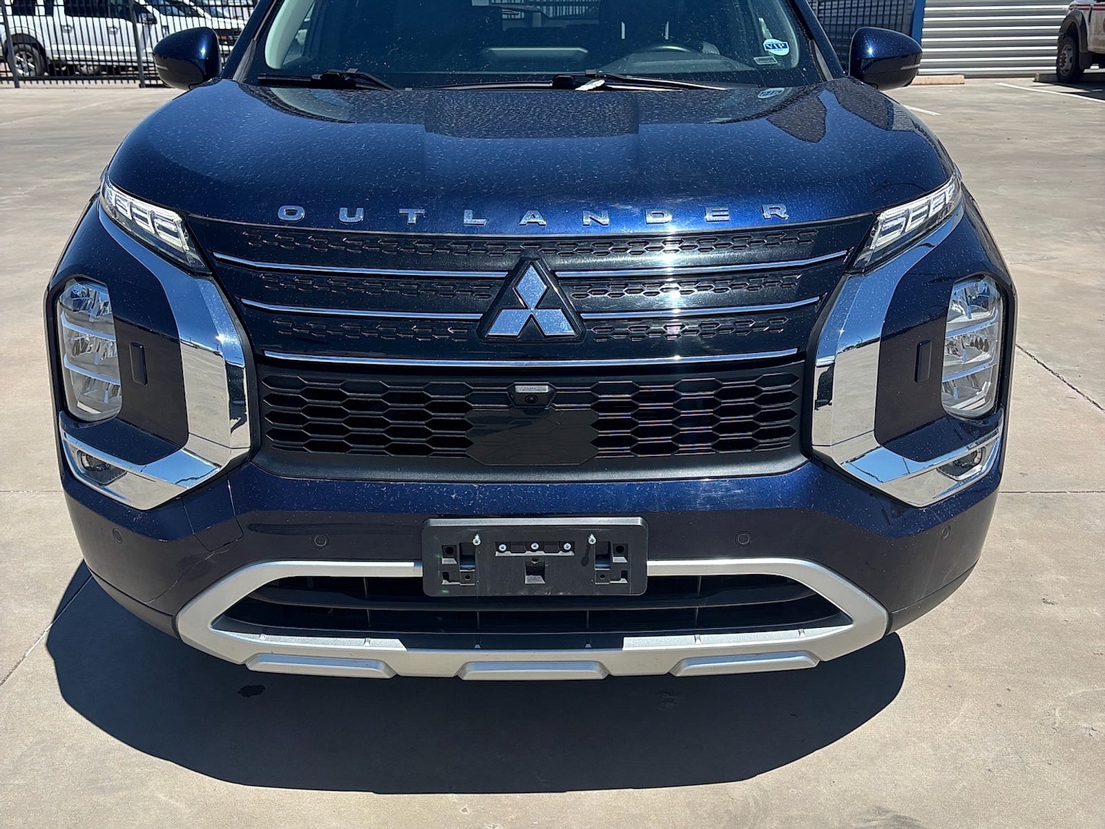 2024 Mitsubishi Outlander Plug-In Hybrid SE