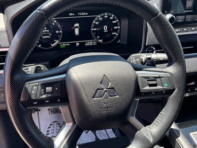 2024 Mitsubishi Outlander Plug-In Hybrid SE