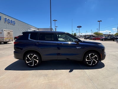 2024 Mitsubishi Outlander Plug-In Hybrid SE