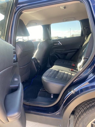 2024 Mitsubishi Outlander PHEV Base